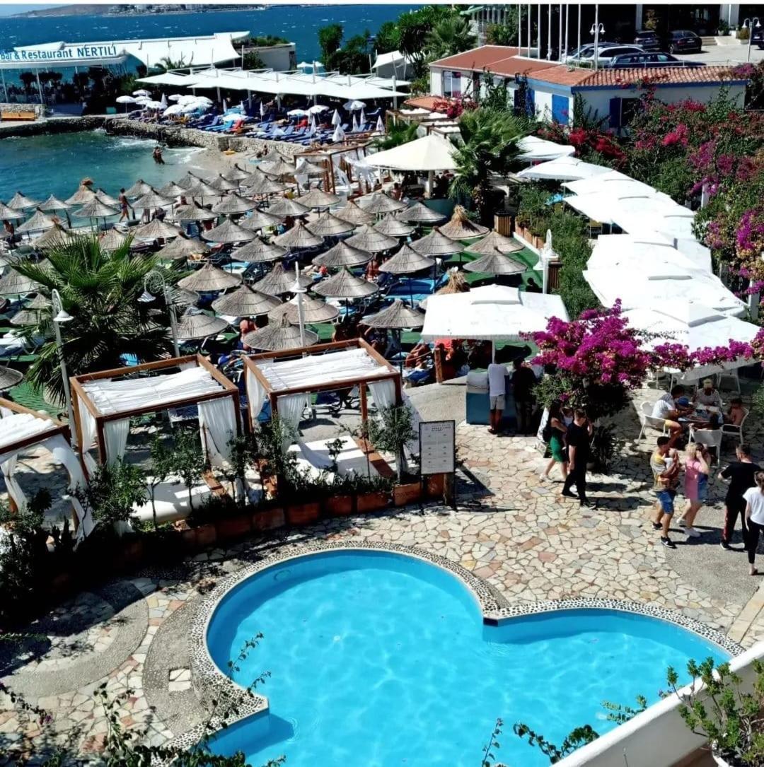 Bougainvill Sunset Villa ساراندا المظهر الخارجي الصورة
