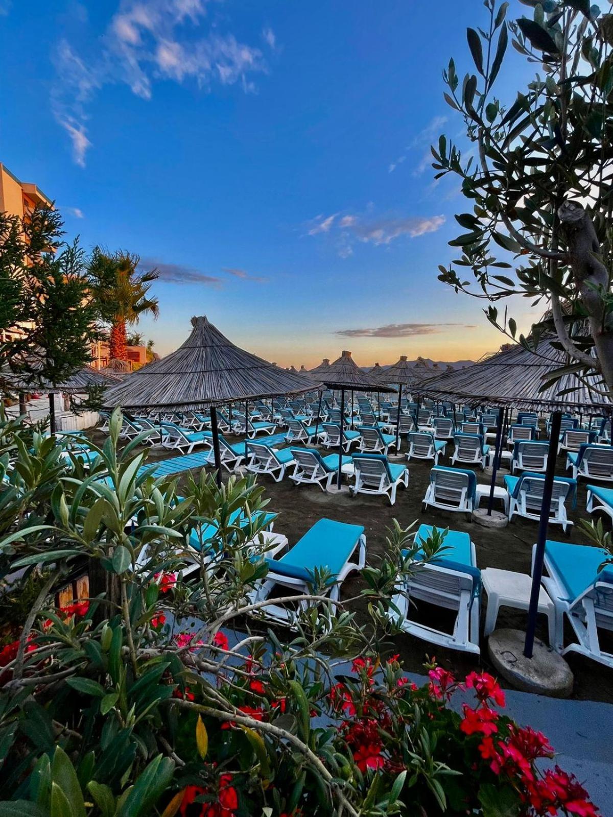 Bougainvill Sunset Villa ساراندا المظهر الخارجي الصورة